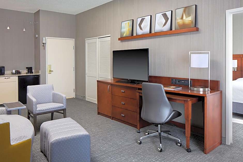 Courtyard by Marriott Grand Rapids Downtown