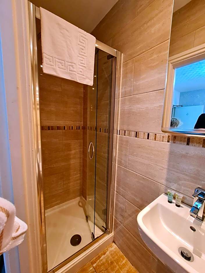 Clifton Villa - Southport