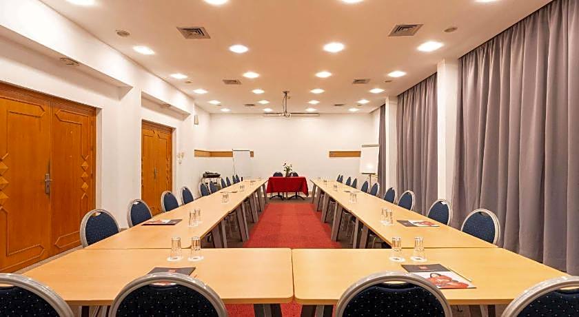 Ibis Meknes Hotel