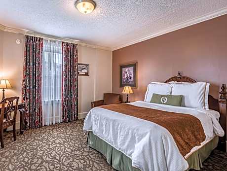 1 Queen Bed, Nonsmoking