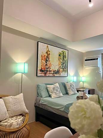 Best Condo Studio 24th Floor The Loop Tower CDO Lucky 4