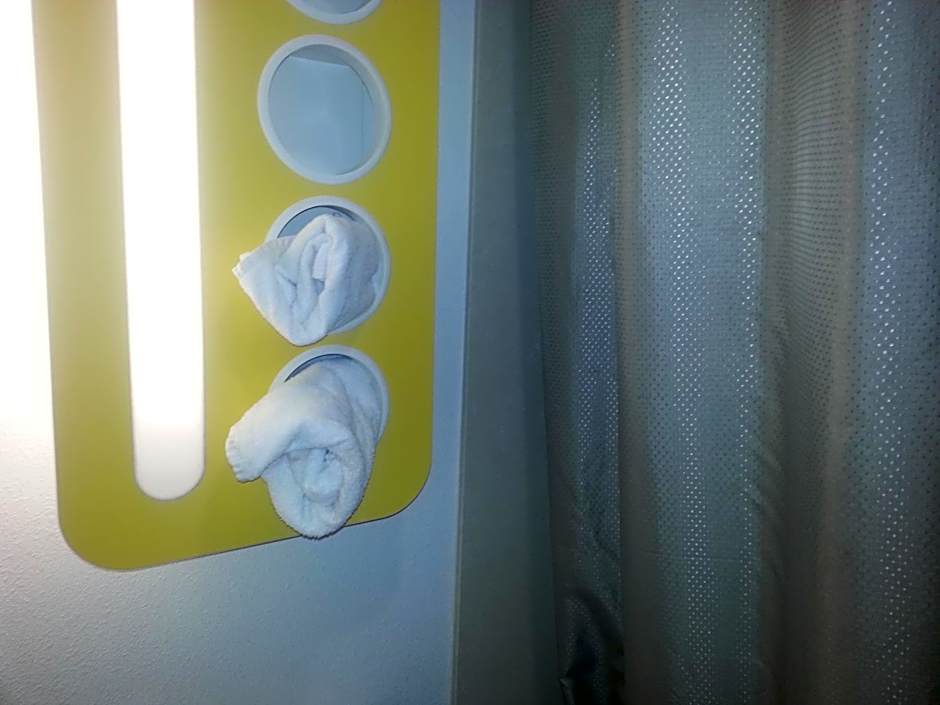 Motel 6 Bell Gardens