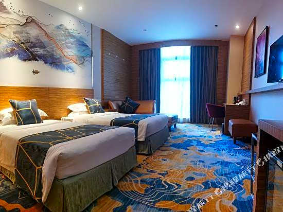 Yalkang Business Hotel (Guangzhou Zhujiang New Town Tancun Subway Station)