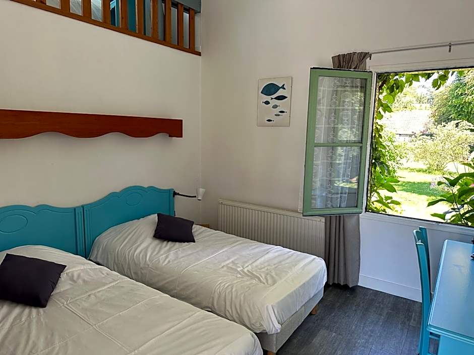 Logis Hôtel La Demeure du Perron