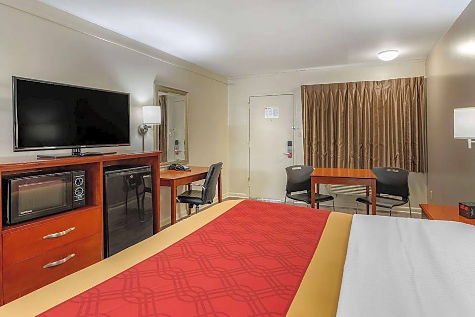 Econo Lodge Charlottesville North - University Area