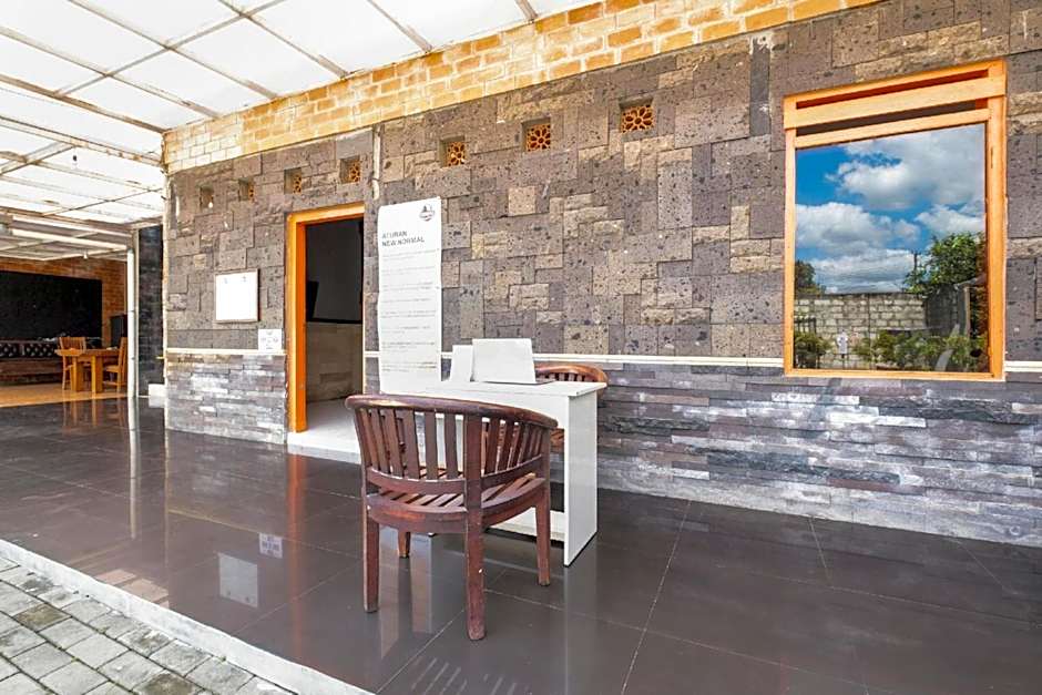 Hotel O Prambanan Near Prambanan Temple