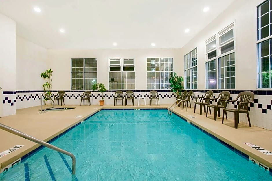SureStay Hotel by Best Western North Myrtle Beach