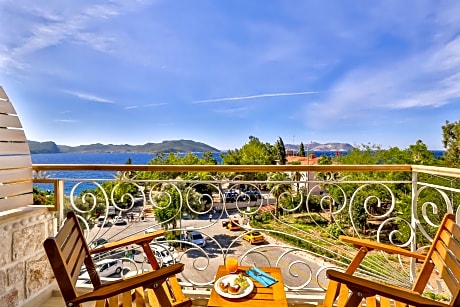 Arnna Hotel