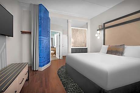 Standard King Room