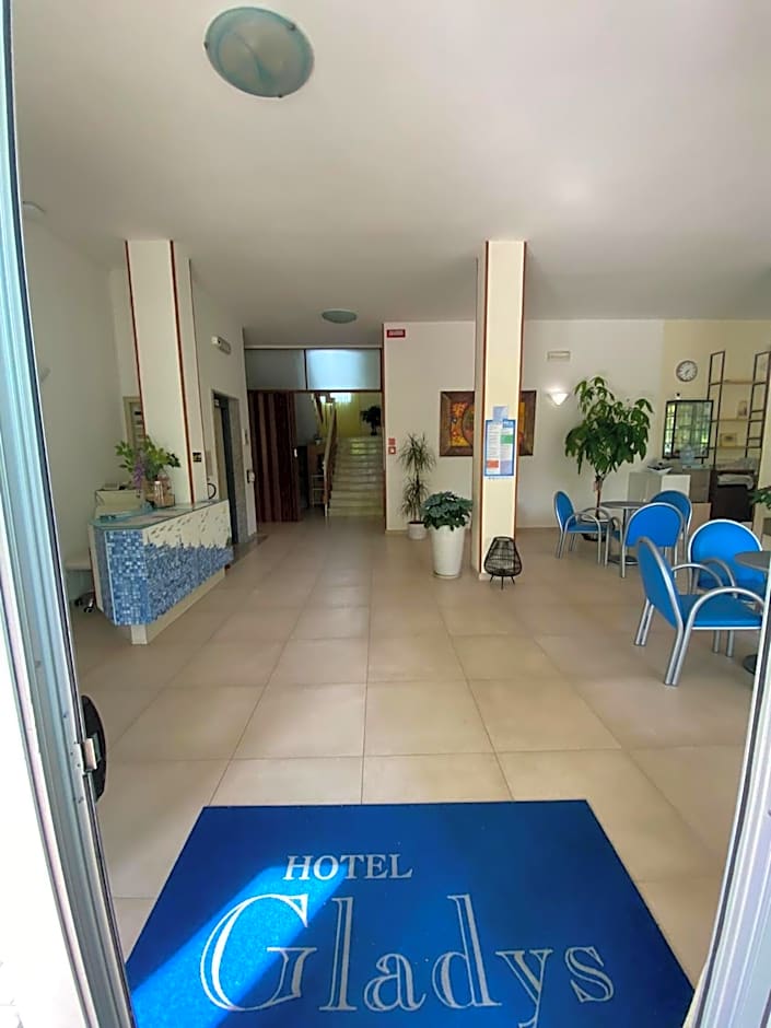 Hotel Gladys