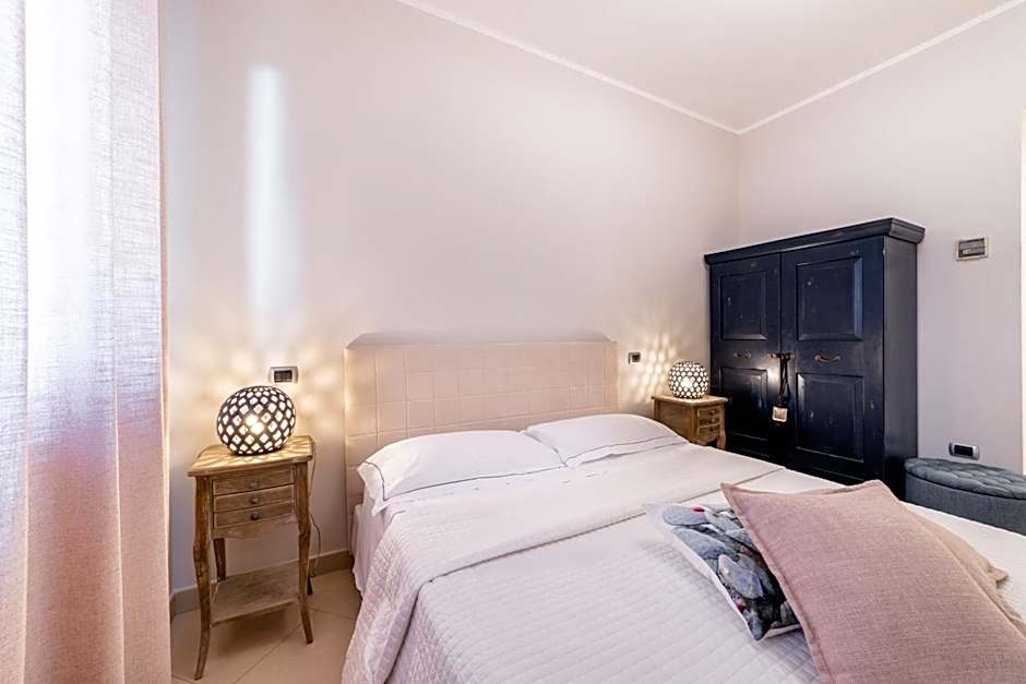 Love & Fama Hotel