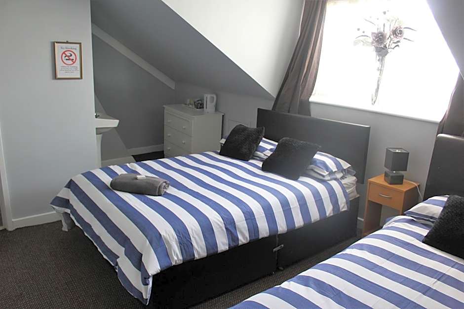 The Vale Apart Hotel