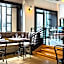 Renaissance by Marriott Philadelphia Downtown Hotel