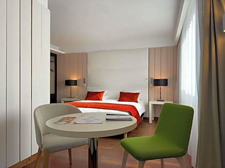 Family Room with Sofa-Bed