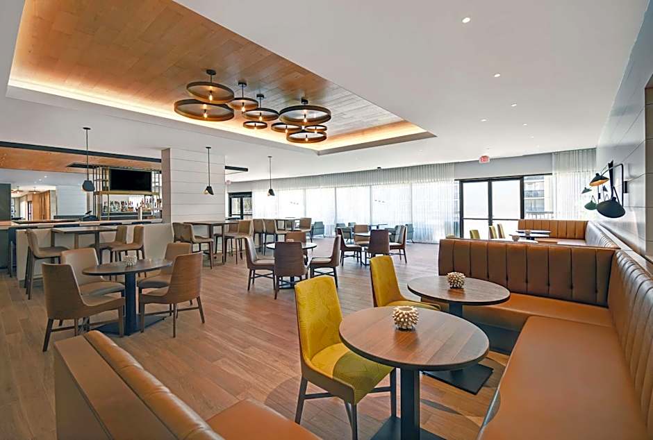 Hilton Peachtree City Atlanta Hotel & Conference Center