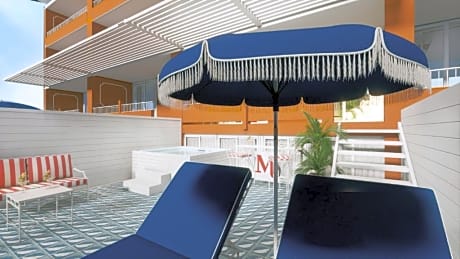 DOUBLE SINGLE USE SEA VIEW