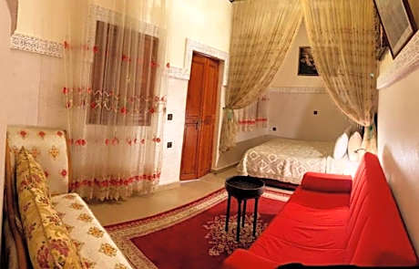 Deluxe Double Room with Extra Bed
