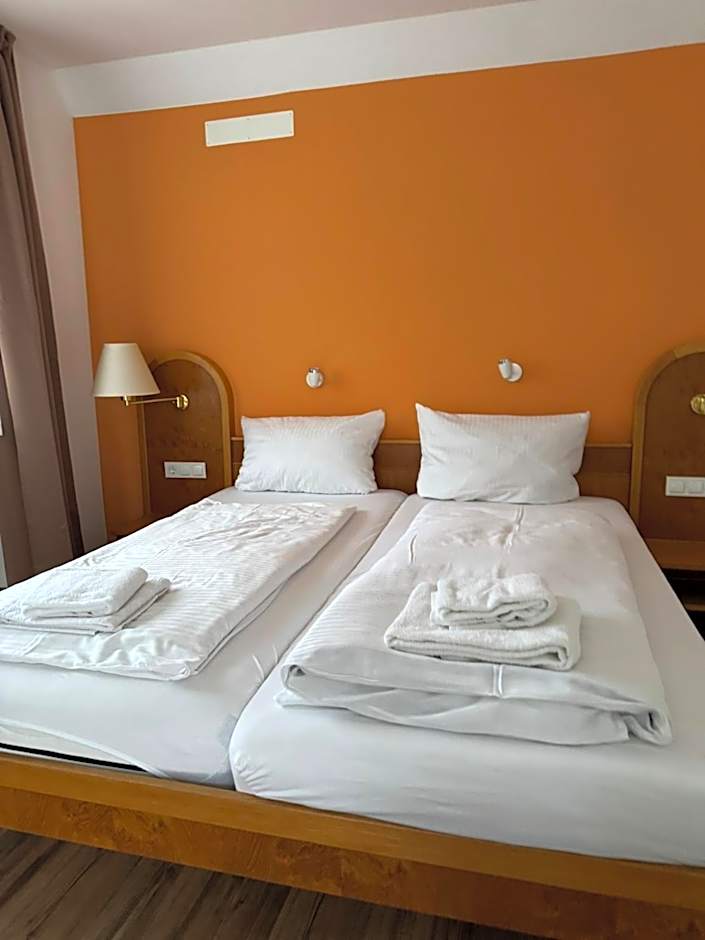 Hotel Grüner Baum - Hotel im Murgtal, Schwarzwald