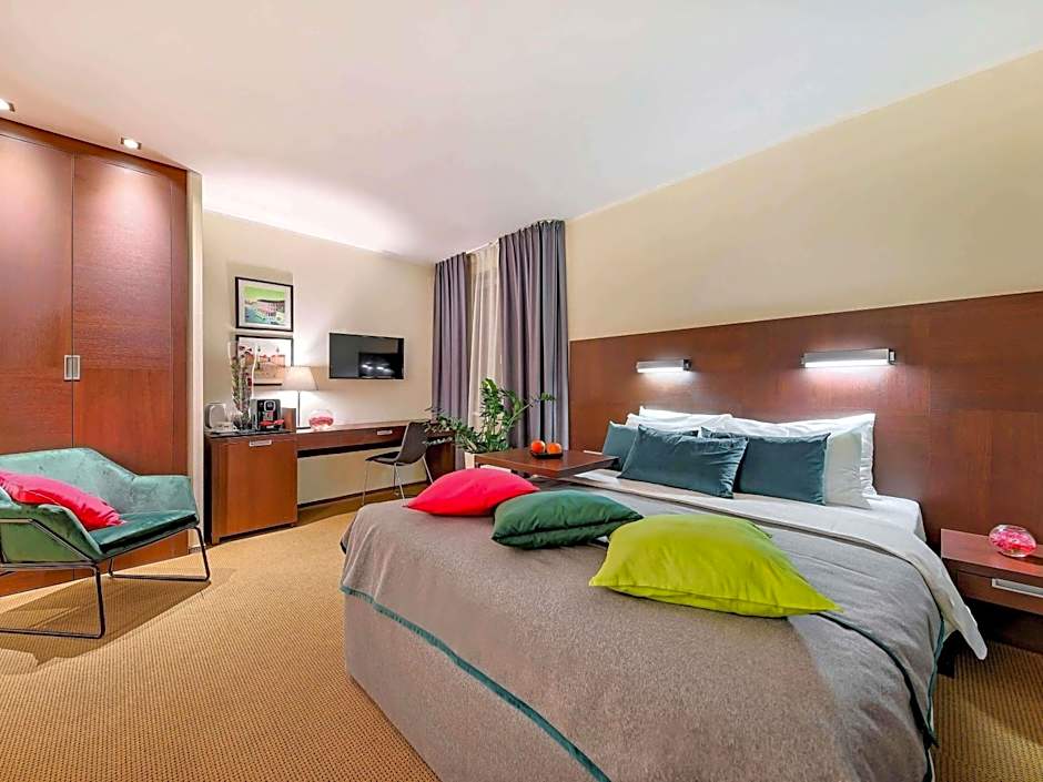 Mercure Airport Warszawa Hotel