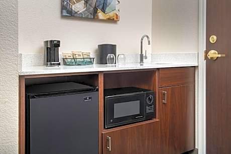 King Suite - Hearing Accessible