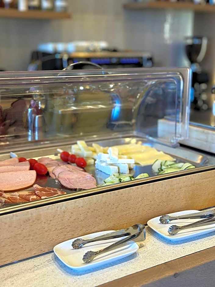 YeeOn Boutique Hotel, Gythio - Historic Hotels of Europe