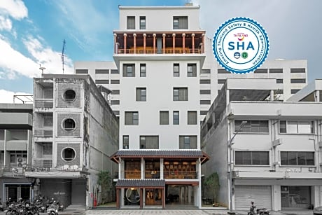 The Lantern Hatyai Hotel