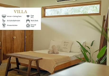 King Studio with Sofa Bed