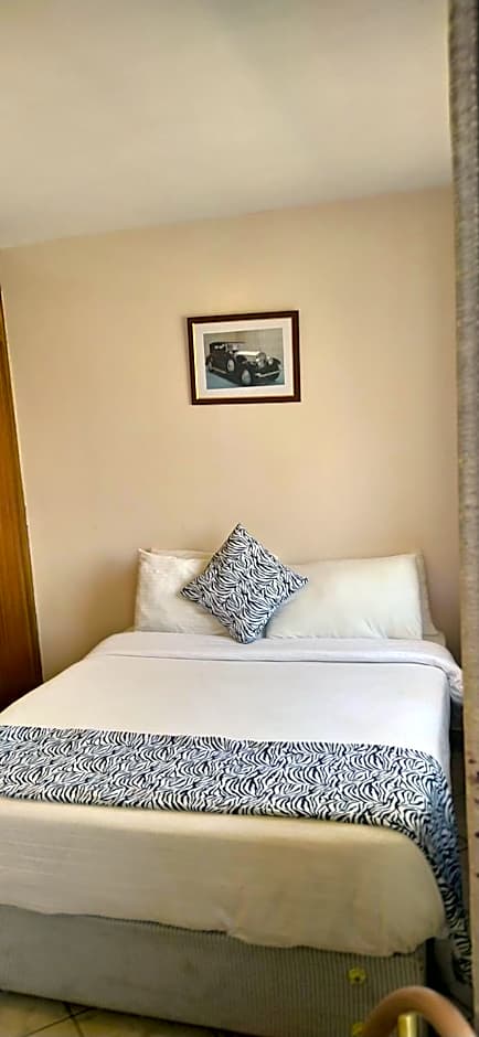 Plus254 Hotel