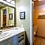 Cambria Pines Lodge