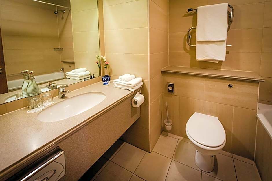 Roganstown Hotel & Country Club