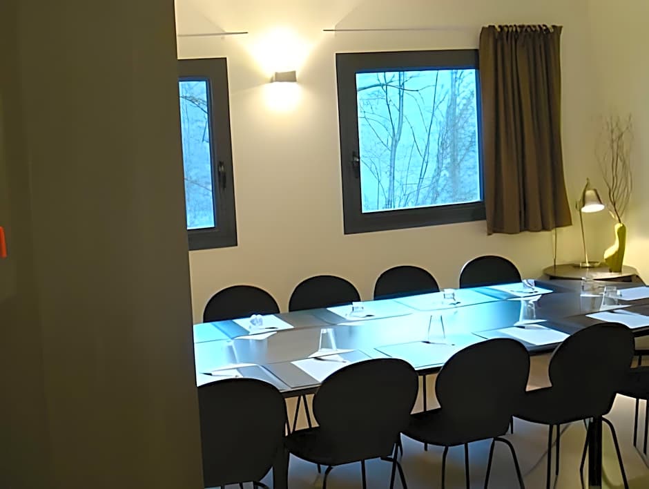 Cote Hotel