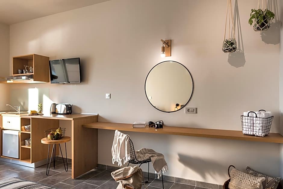 Villa Di Mare Seaside Suites