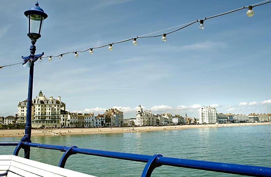 Shore View Hotel