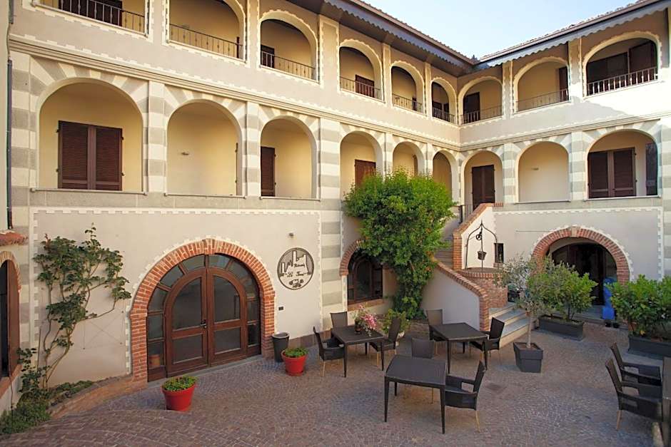 Le Torri - Castiglione Falletto