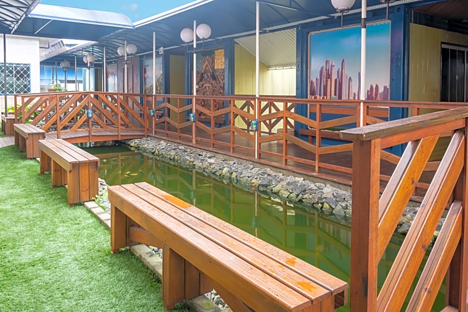 Eco Hotel