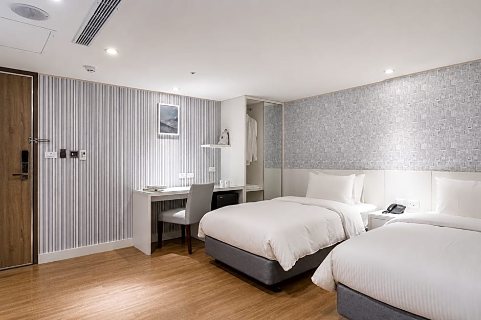 Elence Hotel