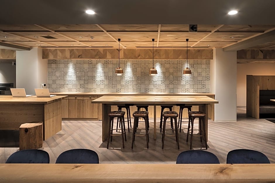 RAKURO Kyoto by THE SHARE HOTELS