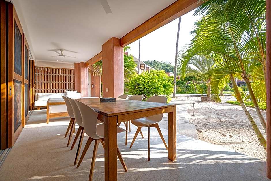 El Careyes Club & Residences