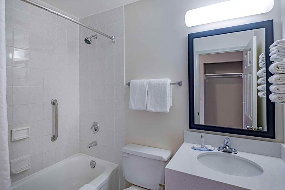 Travelodge by Wyndham Fort St John