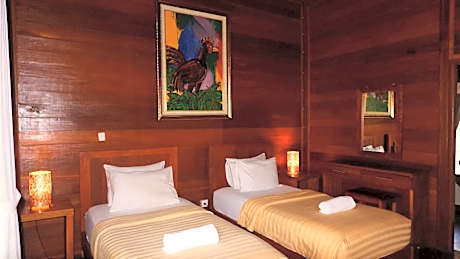 Superior Family Room