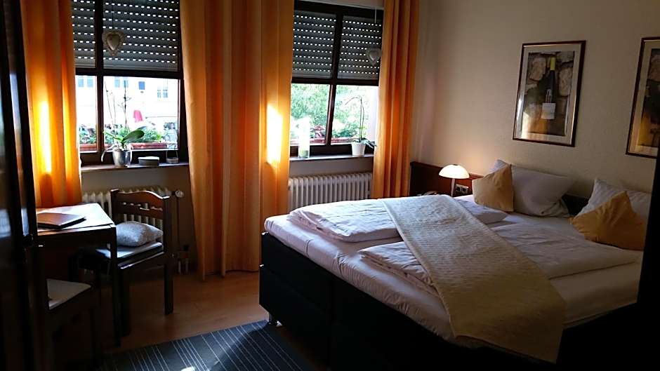Hotel Restaurant Zunftstube – Saarburg, WI