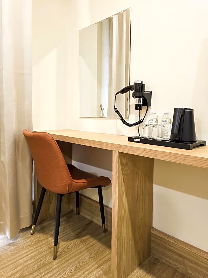 Douangchan Plaza Hotel