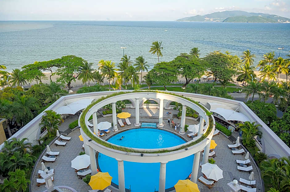 Sunrise Nha Trang Beach Hotel & Spa