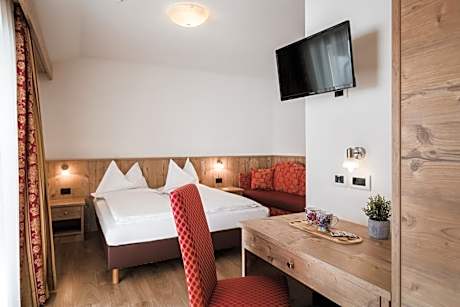 Comfort Double or Twin Room