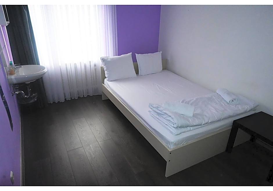 Hotel Annis M&P