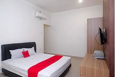 RedDoorz near Stasiun Solo Balapan 3