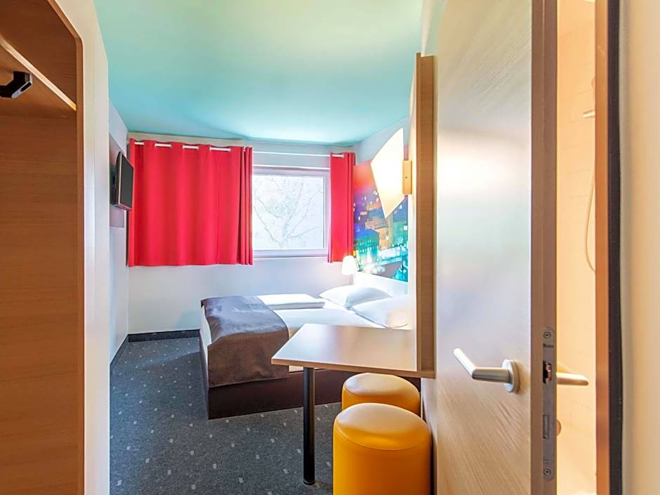 Zdjęcie 1 z 4 — Double Room