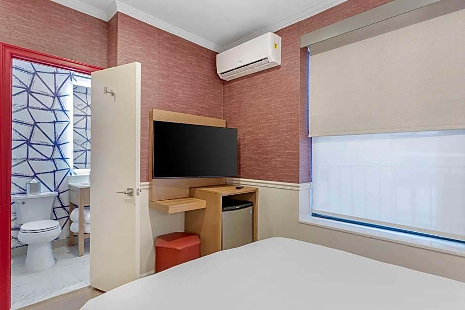 Mayfair Hotel, Ascend Hotel Collection