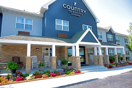 Country Inn & Suites by Radisson, Sparta, WI