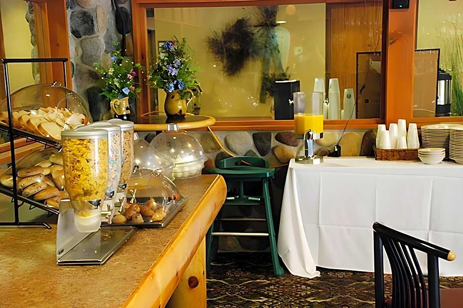 Cranberry Country Lodge